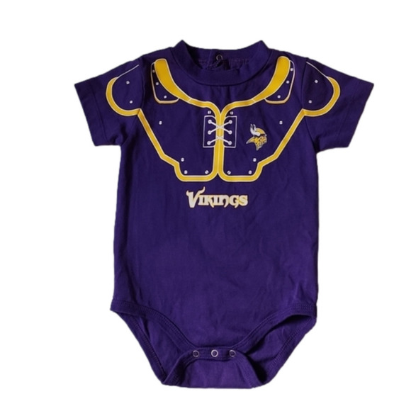 𝅺VIKINGS onsie baby size 6/9 month - Picture 1 of 2